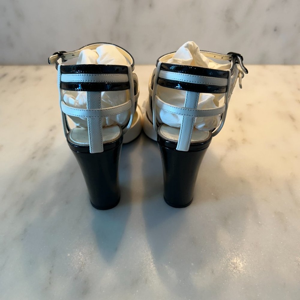 AUTH CHANEL Black White Ivory Leather Heels Pumps Straps Buckle Mary Jan… - Picture 6 of 11
